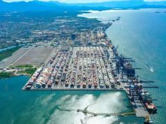 Porto de Paranaguá amplia capacidade para exportações