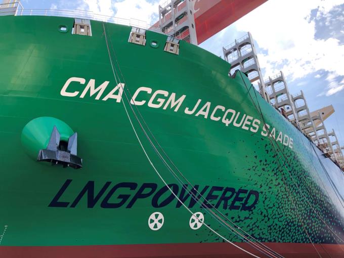 CMA CGM lança novo navio